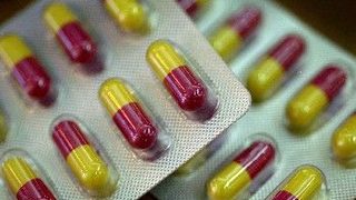 Европа поде битка срещу фалшивите лекарства 