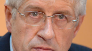 Румен Овчаров, министър на икономиката в оставка: Имам подкрепата и на партията, и на ръководството 