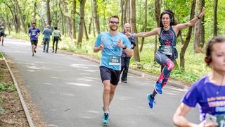 Фотогалерия: Лицата на полумаратона в София
