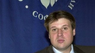 Двама столични активисти атакуват днес лидерското място в СДС