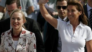 Кои са Бенита Фереро-Валднер и Сесилия Саркози?