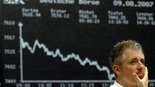 ЕЦБ измъква банките от кредитен шок със 100 млрд. евро