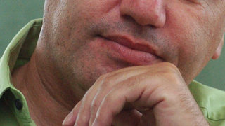 <span class="highlight">Аладин</span> <span class="highlight">Харфан</span>: След няколко години може да продадем марката "Елит" 