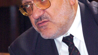 <span class="highlight">Антони</span> <span class="highlight">СЛАВИНСКИ</span>: Преносимостта на номерата ще доведе и до нови услуги