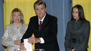 В Украйна гласуват за нов парламент