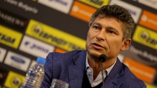 Балъков повика трима играчи на "Етър" за дебюта си в националния отбор