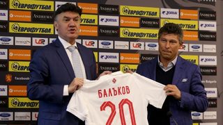 Красимир Балъков - четвъртият от "златното поколение", който поема националния отбор