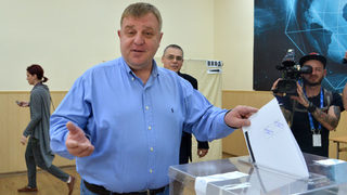 За евродепутати, които да защитават българския интерес, гласува Каракачанов