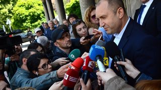 Президентът наложи вето върху Закона <span class="highlight">за</span> <span class="highlight">държавната</span> <span class="highlight">собственост</span>