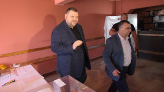 Пеевски загуби преференциалния вот в селото, където гласува