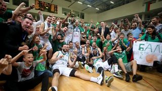 "<span class="highlight">Балкан</span>" свали "Левски Лукойл" от върха и ликува с петата си титла