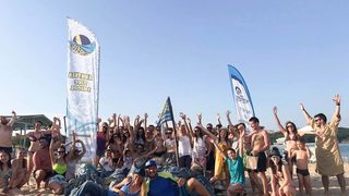 За втора година <span class="highlight">сърфисти</span> организират кампания за по-чисто Черно море