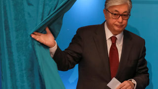 "Президентът на Назарбаев", спечелил властта, не иска да е човек в сянка