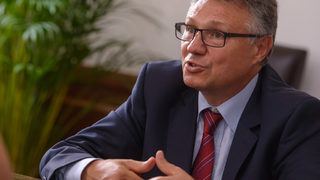 Велизар Шаламанов: България няма полза от специални отношения с Русия