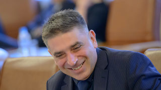 Правосъдният министър иска оставката на шефа на затворите