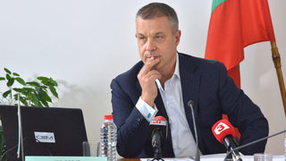 Телевизия "Алфа" изчезна от биографията на Кошлуков