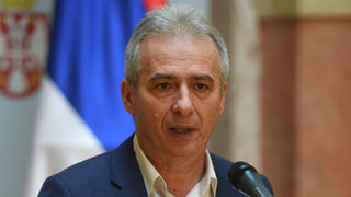 Сръбският депутат Милован Дрецун се опитва да замеси България в шпионски скандал