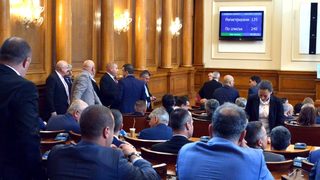 Окончателно цивилен ще може да оглави военното разузнаване