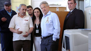 Що е то "соросоид"? И кому пречи той в България?