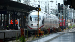 Еритреецът, блъснал дете пред <span class="highlight">влак</span> във Франкфурт, живее в Швейцария от години