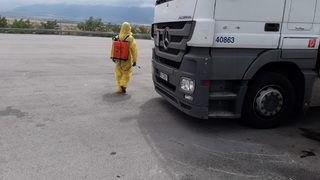 Снимка на деня: Борисов съобщава, Пътната агенция изпълнява