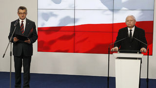 Председателят на полския <span class="highlight">Сейм</span> напусна, ползвал държавен самолет да лети до вкъщи