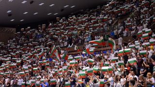 Monster block, super spike: как звучи гледането на волейбол в България