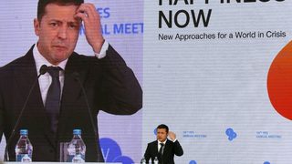 Тръмп замразил помощ за Украйна дни преди спорни искания към Зеленски