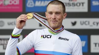 Австралиецът Роън Денис защити световната си титла в часовника