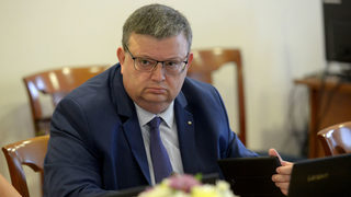 Сотир Цацаров отказа <span class="highlight">на</span> ВМРО да иска закриване <span class="highlight">на</span> Хелзинкския комитет