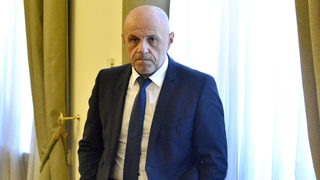 Томислав Дончев: Коалиционен партньор на левицата стои зад паниката с отнемането на деца
