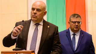 Как да се разследва главният прокурор и още адвокатски въпроси към Гешев (допълнена)