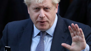 Британският парламент днес се готви за решаващи гласувания за Брекзит