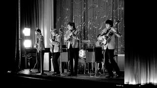 Фотогалерия: "Ролинг стоунс" в непоказвани досега кадри от 1963 г.