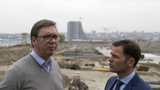 Дисертацията на близък до Вучич министър измести шпионажа в сръбските медии