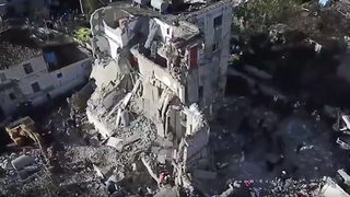 Дрон засне разрухата от труса в Албания