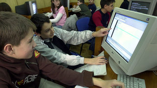 Близо 40% от децата у нас са онлайн всеки ден 