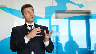 Скок на таксите за обслужване на гише прогнозира председателят на банковата асоциация