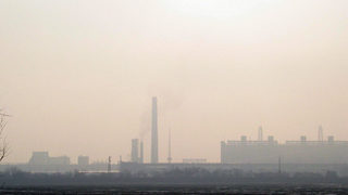 Чакъров започва консултации с ЕС за квотите газове <span class="highlight">на</span> България