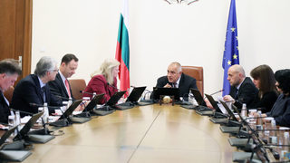 Борисов показва АЕЦ "Козлодуй" и "Белене" на енергийни експерти от САЩ