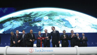 Борисов между амбициите за газов хъб и фалшивото <span class="highlight">кранче</span> на "Турски поток"