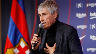 Вдъхновен от идеите на <span class="highlight">Кройф</span> и шахмата: кой е новият треньор на "Барселона"