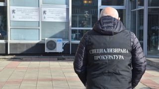 "Разговорът" за хазарта: Две групировки си мерят данъците