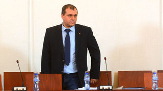 Нов закон срещу фалшивите новини: ВМРО иска спиране на профили в социалните мрежи заради дезинформация