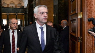 Службата за охрана е против партии да могат да ѝ плащат