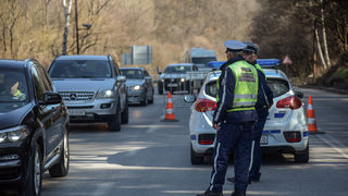 Под карантина са 7000 българи и две болници, заразените са 163 (хронология)