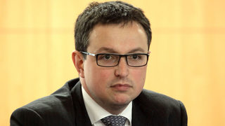 Чета всичко от рецепти до доклади на държавни институции