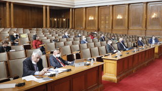 Дебатите по бюджета: БСП не убеди управляващите да похарчат повече от планираното