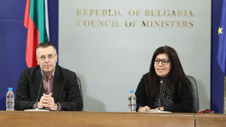 Учените очертаха 3 сценария за развитието на заразата