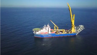 Руски кораб, който може да довърши "Северен поток-2", достигна Балтийско море